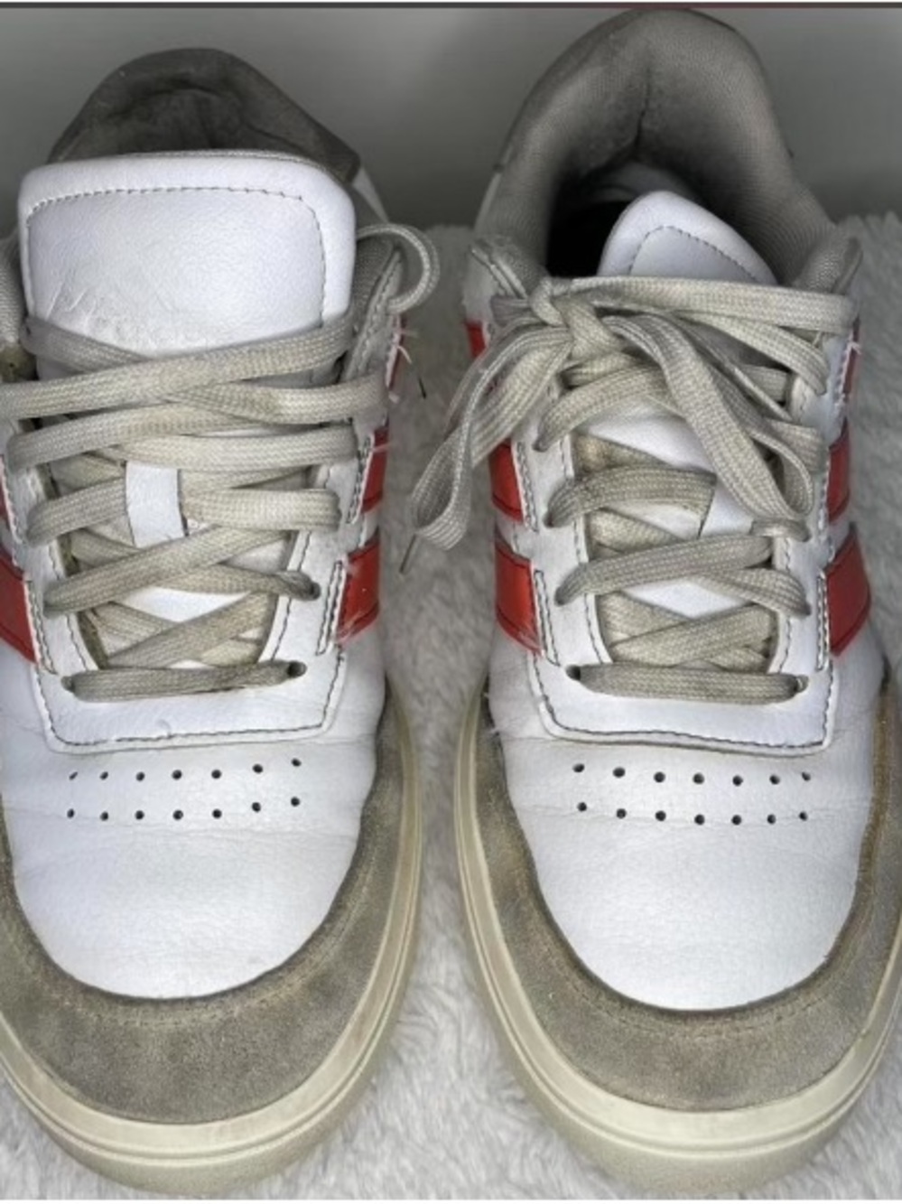 Adidas Sneakers